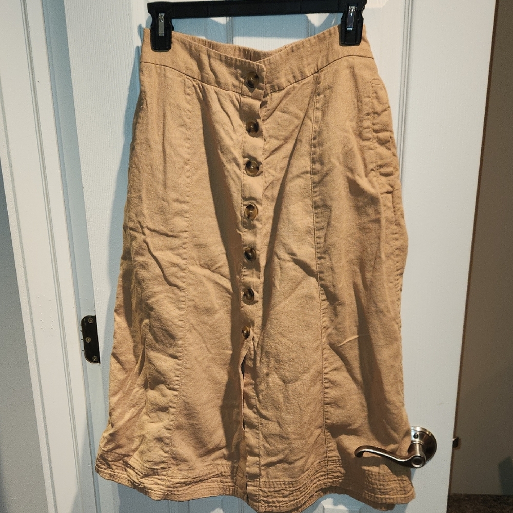 Universal Thread Tan Button-Front A-Line Skirt